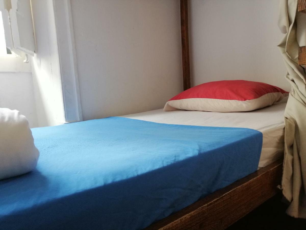 Hostel Locals & Lissabon